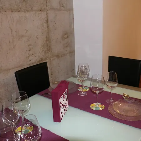 Homelife El Temple Apartment